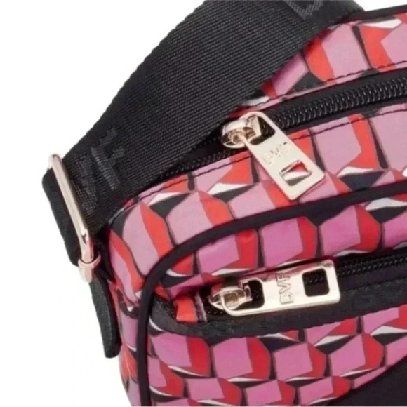NWT DVF for Target Pink Modern Geo
Camera Bag - Picture 3 of 4